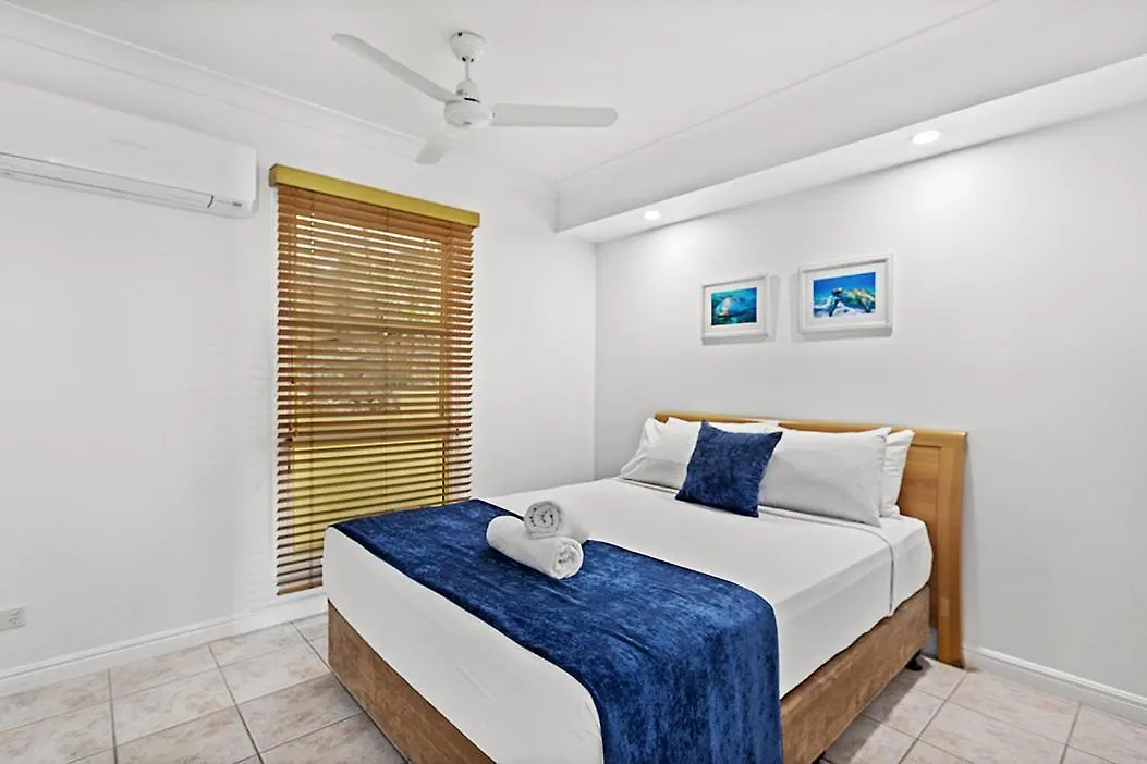 Airlie Hasta Manana Apartment Airlie Beach