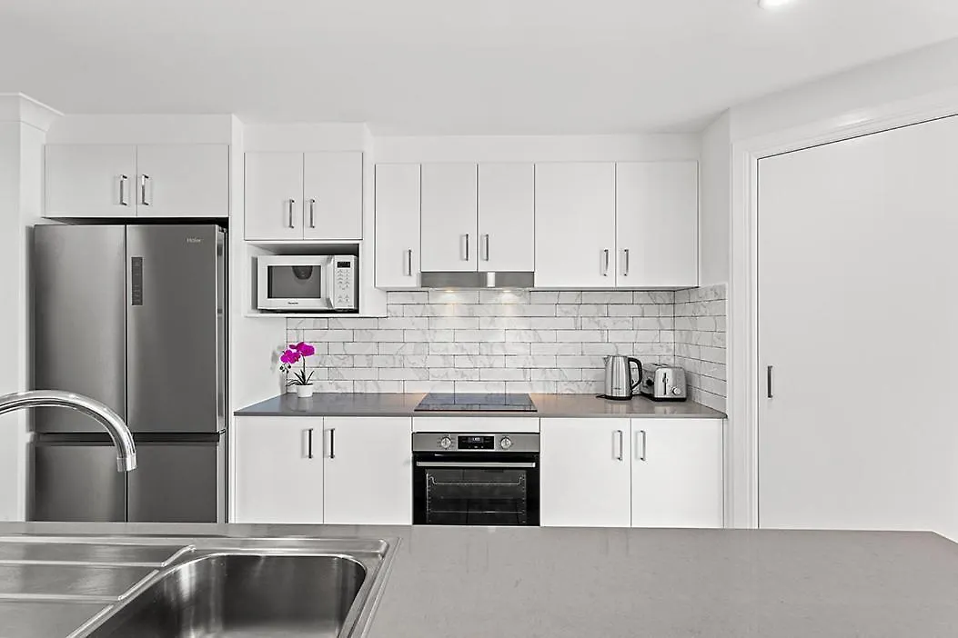 Airlie Hasta Manana Apartment Airlie Beach
